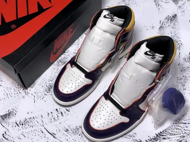 OW Jordan x AJ1 Air AQ0818-158 1 Off-Louis 0514